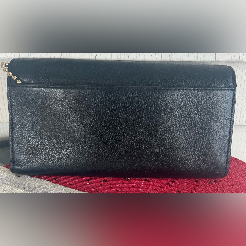 COACH BLACK LEATHER TRIFOLD WALLET WITH PEBBLED LEATHER LANYARD. LIKE NEW! - Picture 3 of 12